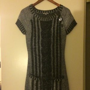 Short sleeve sweater dress (pockets!)
